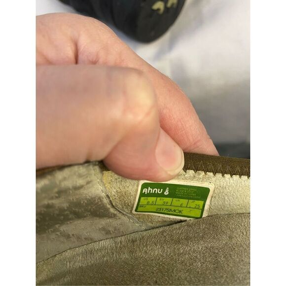 Ahnu Womens US 8.5 Olivia Wedge Brown Leather Heels Mary Janes Comfort Heel 3 in - Picture 7 of 7